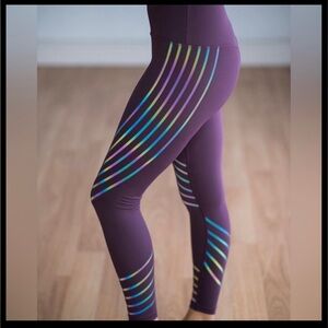NWOT Love Her Fit and Lit Legging